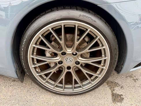 Used 2017 Porsche 911 Carrera image 14