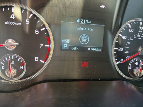 Used 2021 Kia Telluride S FWD image 4