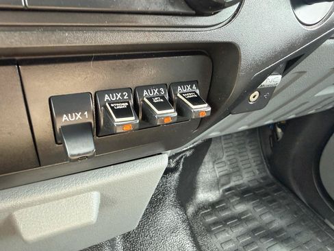 Used 2014 Ford F350 XL w/ Power Equipment Group AWD/4WD image 39