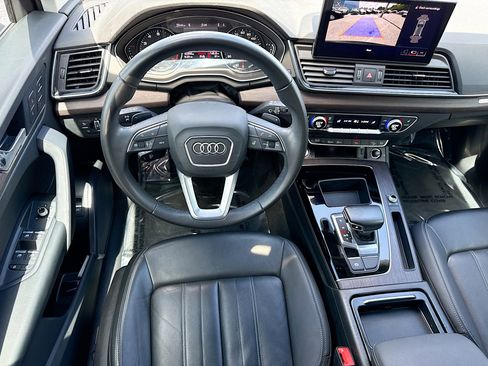 Used 2022 Audi Q5 2.0T Premium image 16