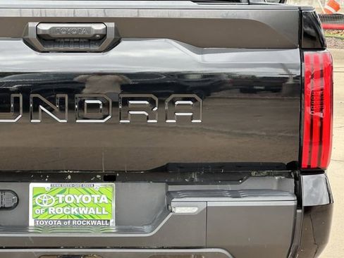 Used 2022 Toyota Tundra SR5 RWD image 6
