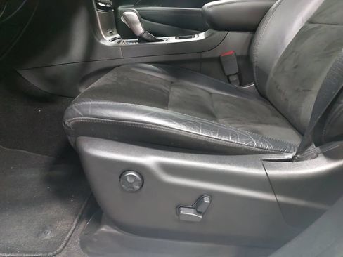 Used 2021 Jeep Grand Cherokee Laredo X AWD/4WD image 29