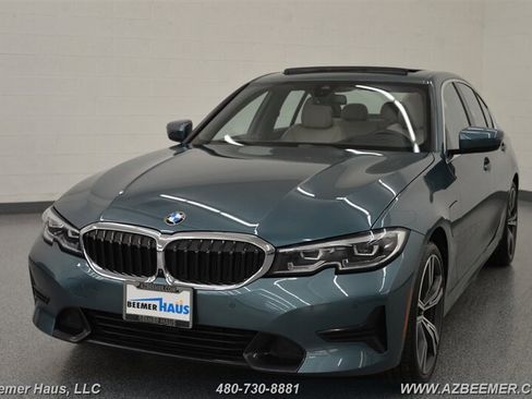 Used 2021 BMW 330e w/ Premium Package image 1