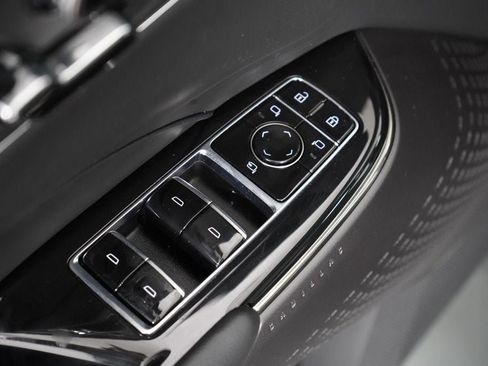 Used 2024 Cadillac Lyriq Luxury AWD/4WD image 27