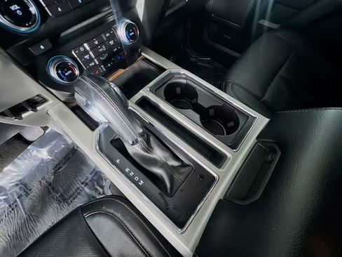 Used 2018 Ford F150 Lariat w/ Equipment Group 502A Luxury image 25