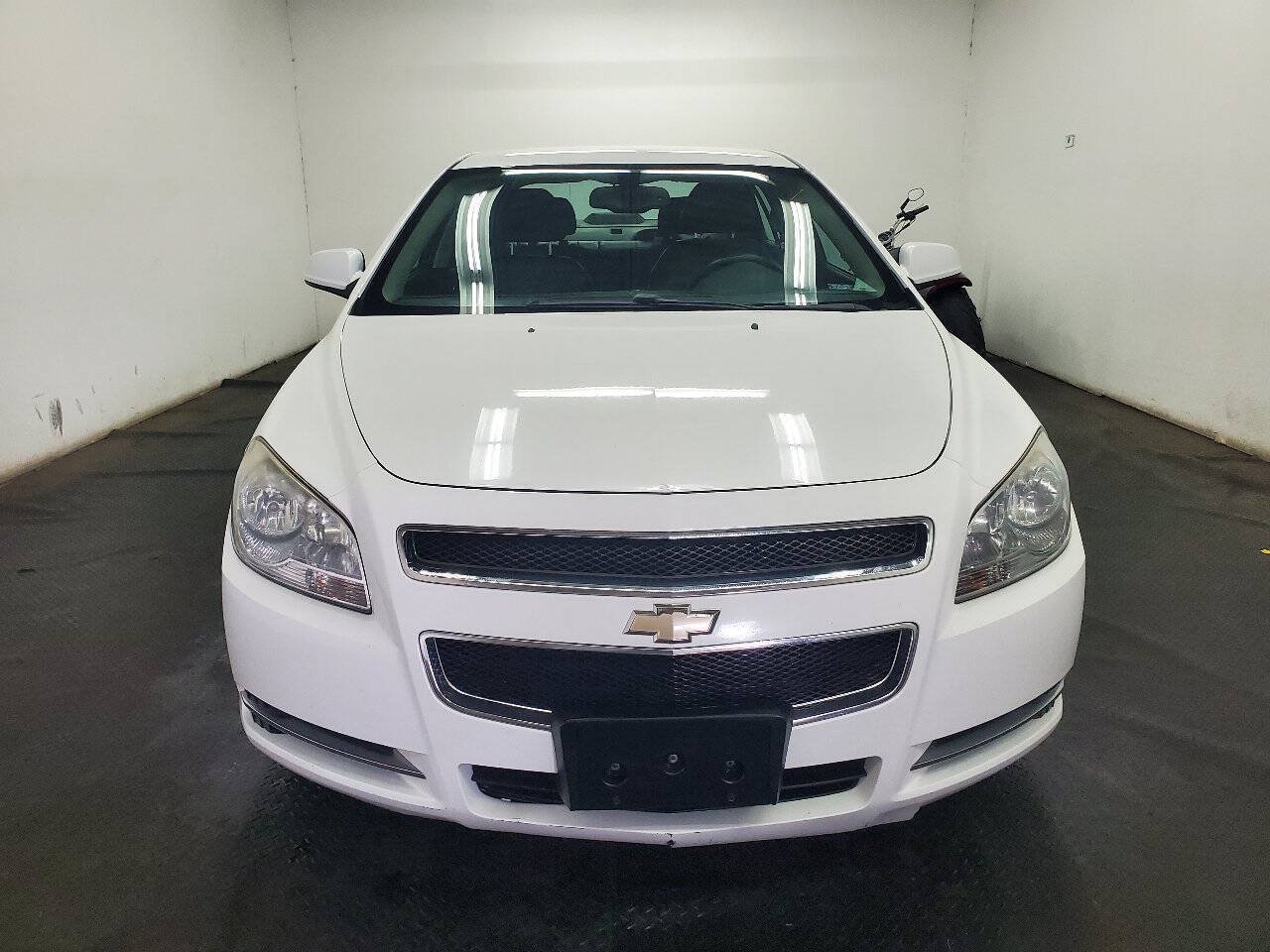 Used 2012 Chevrolet Malibu LT FWD image 2