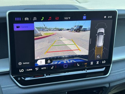 New 2026 Volkswagen Tiguan SE R-Line FWD image 17