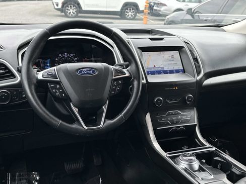 Used 2020 Ford Edge SEL w/ Convenience Package AWD/4WD image 2