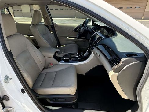 Used 2016 Honda Accord EX-L image 18