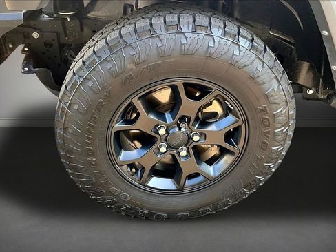 Used 2021 Jeep Wrangler Sport AWD/4WD image 33