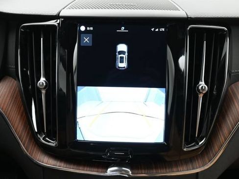 Used 2023 Volvo XC60 B5 Ultimate AWD/4WD image 23