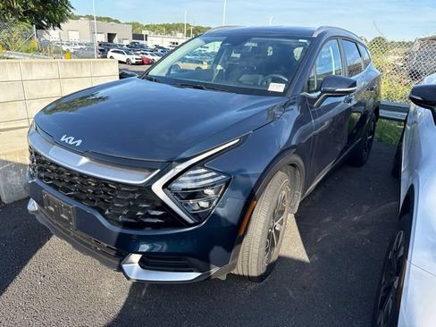 Used 2025 Kia Sportage EX AWD/4WD image 1