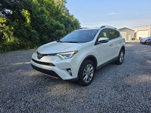 Used 2018 Toyota RAV4 Limited w/ Advanced Technology Package FWD image 4