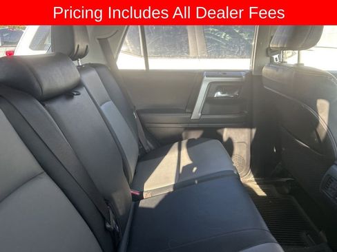 Used 2022 Toyota 4Runner SR5 Premium w/ Moonroof Package AWD/4WD image 5