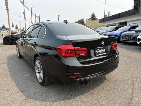 Used 2017 BMW 330i Sedan RWD image 5