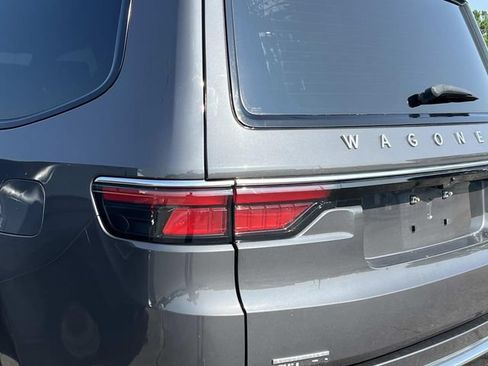Used 2022 Jeep Wagoneer Series III w/ Flexible Seating Group AWD/4WD image 10