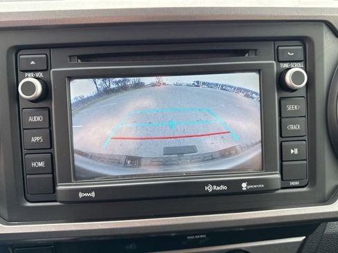 Used 2019 Toyota Tacoma SR5 image 25