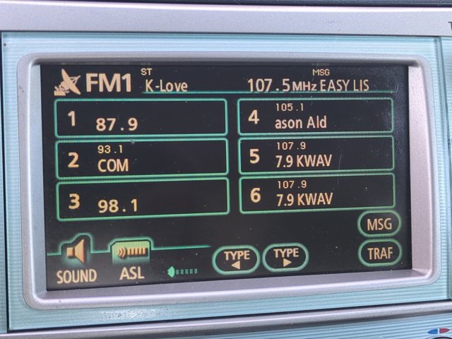 Used 2009 Toyota Camry SE FWD image 22
