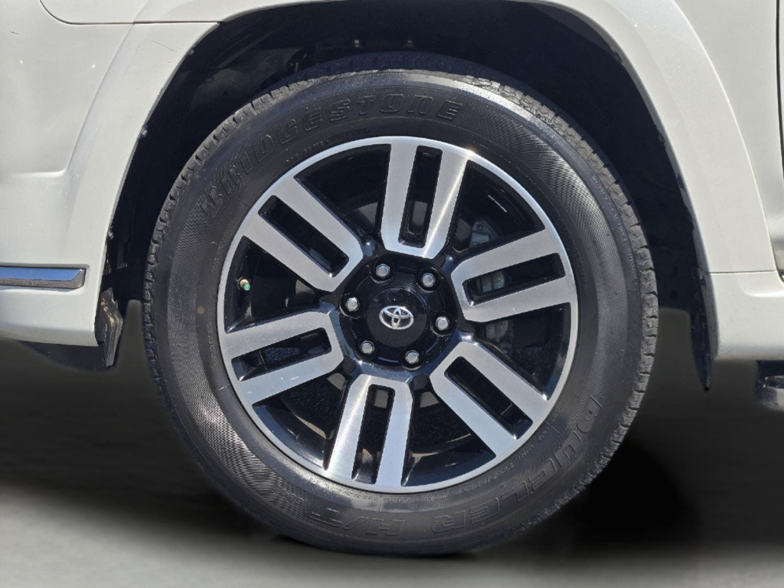 Used 2018 Toyota 4Runner Limited RWD image 11