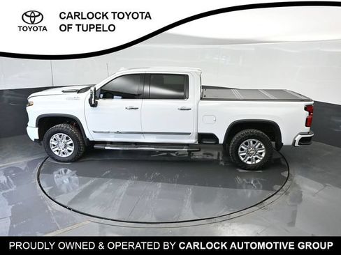 Used 2025 Chevrolet Silverado 2500 High Country w/ High Country Premium Package AWD/4WD image 40