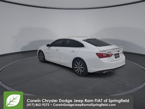 Used 2024 Chevrolet Malibu RS FWD image 11