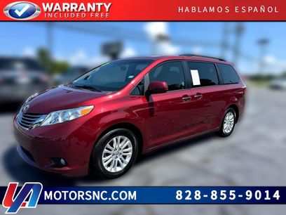 Used 2017 Toyota Sienna XLE