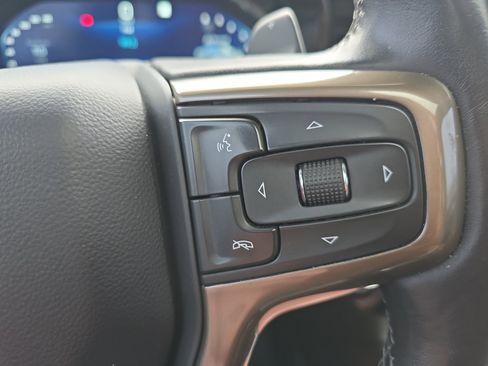 Used 2023 Chevrolet Silverado 1500 High Country w/ High Country Premium Package AWD/4WD image 24