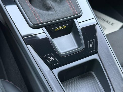 Certified 2022 Porsche 911 GT3 RWD image 29