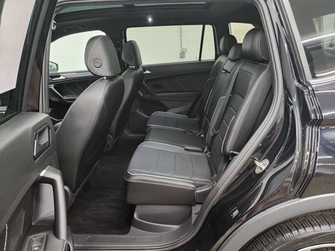 Used 2022 Volkswagen Tiguan SEL R-Line AWD/4WD image 28