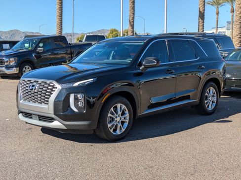 Used 2022 Hyundai Palisade SE image 7