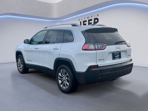 Used 2021 Jeep Cherokee Latitude Plus image 3