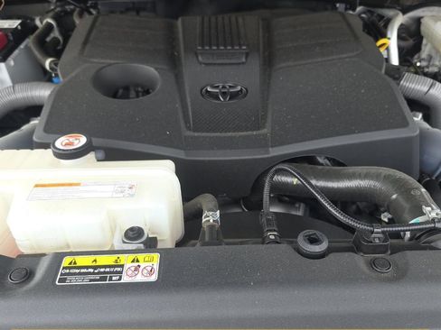 Used 2024 Toyota Tundra 1794 Edition image 12