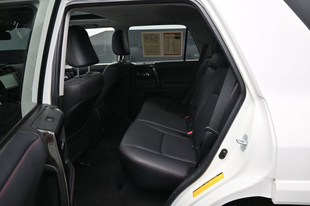 Used 2021 Toyota 4Runner Venture w/ Moonroof Package AWD/4WD image 30