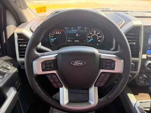 Used 2020 Ford F150 Lariat w/ Equipment Group 502A Luxury AWD/4WD image 22