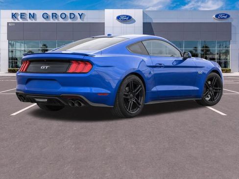 Used 2020 Ford Mustang GT RWD image 5