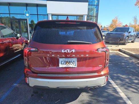 Certified 2024 Kia Telluride SX Prestige image 9