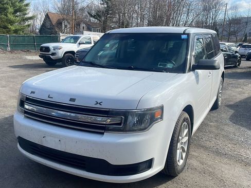 Used 2015 Ford Flex SE image 1