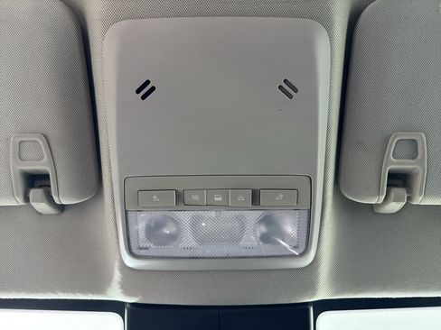 Used 2018 Buick Encore Preferred image 26