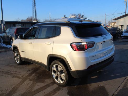 Used 2018 Jeep Compass Limited AWD/4WD image 18