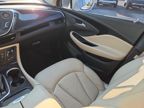Used 2017 Buick Envision Essence FWD image 29