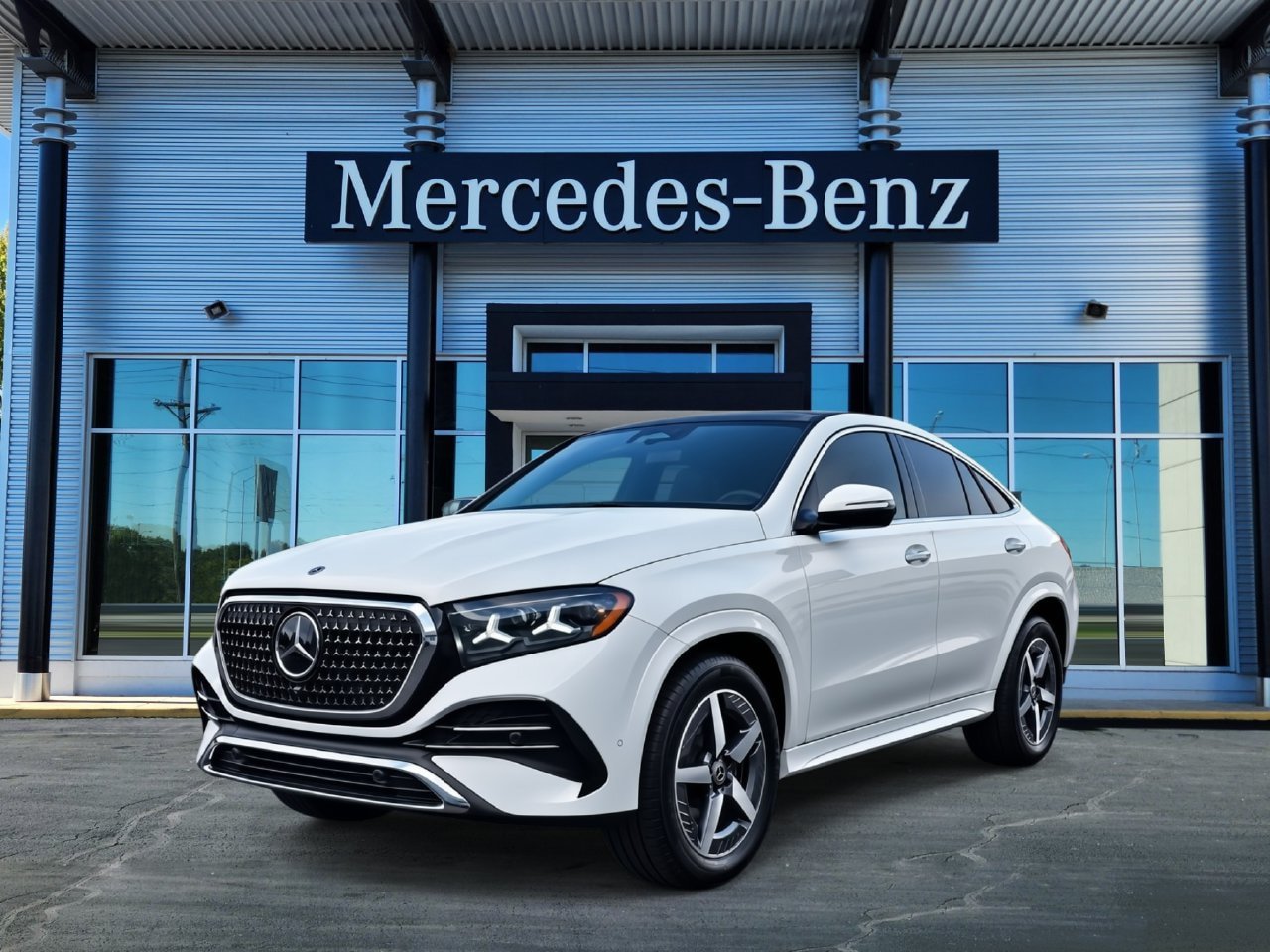New 2027 Mercedes-Benz GLE 450 4MATIC Coupe image 3