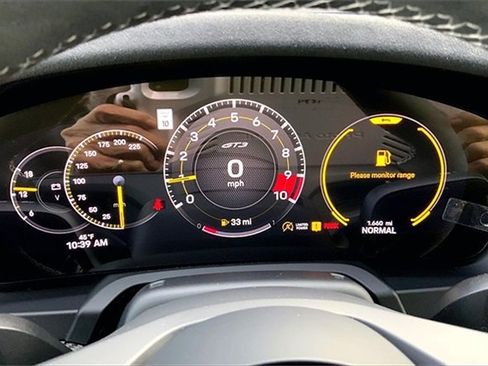 Used 2025 Porsche 911 GT3 image 42