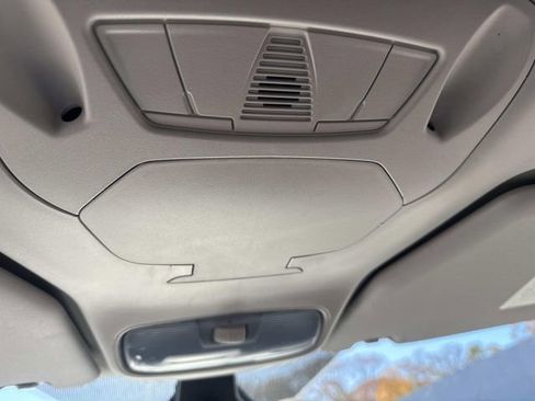 Used 2020 Ford Transit Connect XL image 23