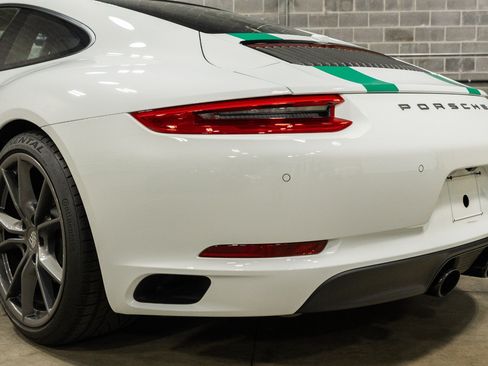 Used 2019 Porsche 911 Carrera T RWD image 23
