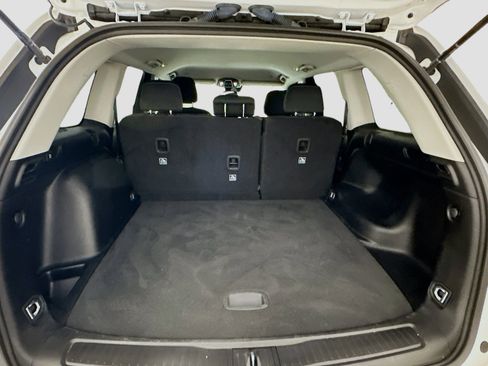 Used 2023 Jeep Grand Cherokee Laredo w/ Trailer Tow Prep Group (B) image 29