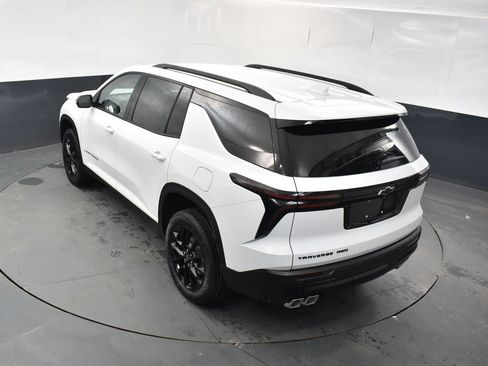New 2026 Chevrolet Traverse LT w/ Midnight/Sport Edition AWD/4WD image 20