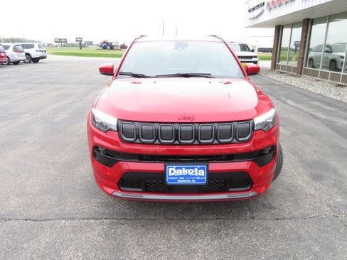 Used 2022 Jeep Compass Limited w/ (RED) Package AWD/4WD image 5