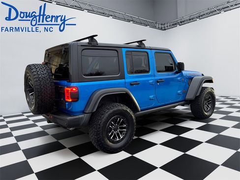 Used 2024 Jeep Wrangler Unlimited Rubicon w/ XTREMEE 35" Tire Package image 5