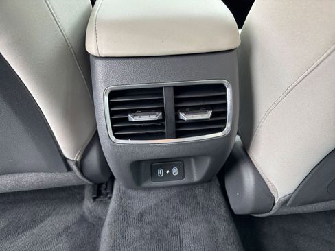 Used 2025 Hyundai Sonata SEL FWD image 24