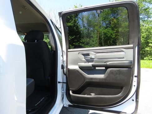 Used 2019 RAM 1500 Big Horn AWD/4WD image 15